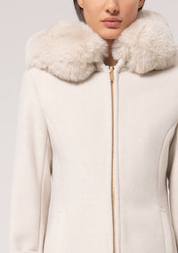 Manteau Fracomina capuche fausse fourrure Cream